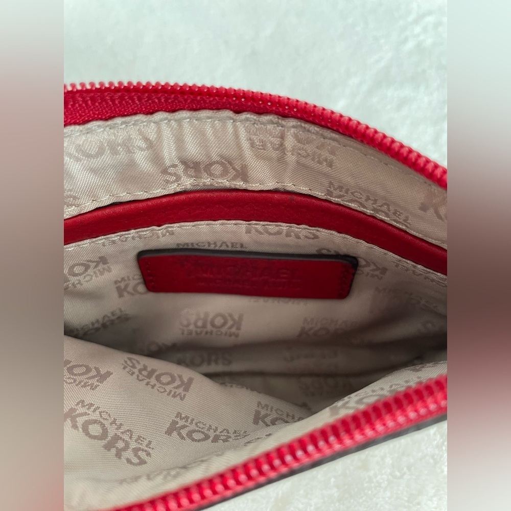 MICHAEL Michael Kors Signature
Jacquard Wristlet - Picture 10 of 12